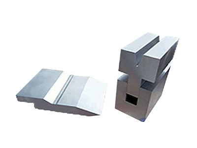 Sets punzón-matriz para plegadoras