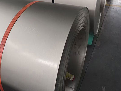 Rollos, bobinas, placas, planchas de titanio y aleaciones de titanio